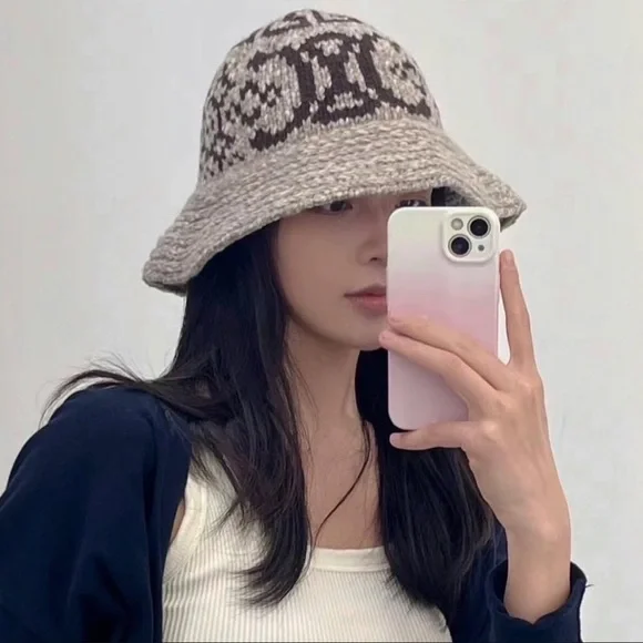 CELINE CLOCHE HAT IN TRIOMPHE FAIR ISLE WOOL AUTHENTIC